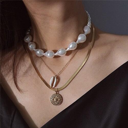 5Pcs/lot Vintage Bead Cowrie Shell Choker Necklace for Women Coin Sequin Pendant Necklace Imitation multi-layer Pearl Statement