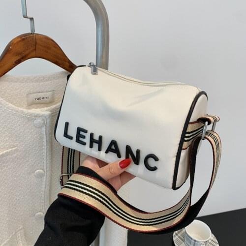 Lightweight small bag female 2021 summer new fashion trendy nylon cloth one-shoulder small square bag broadband messenger bag