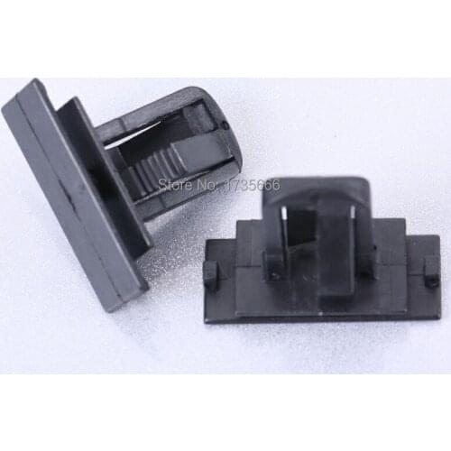 50PCS / Set Rocker Panel & Bumper Fascia Clip Replace 55156429-AA Case For Chrysler For Jeep Liberty