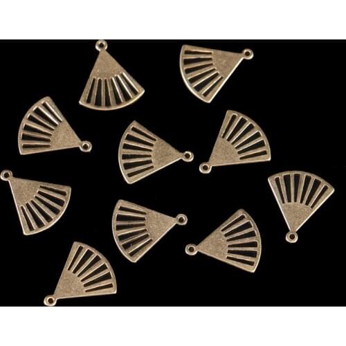 14.8*16.7mm single hole hollow fan-shaped pendant fan copper pendant ladies necklace earrings fashion jewelry accessories