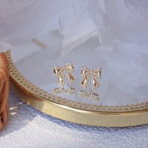 14k Real Gold Plated Fashion Jewelry Pearl Bowkont Cute Exquisite Stud Earrings for Woman Holiday Party Elegant Earring