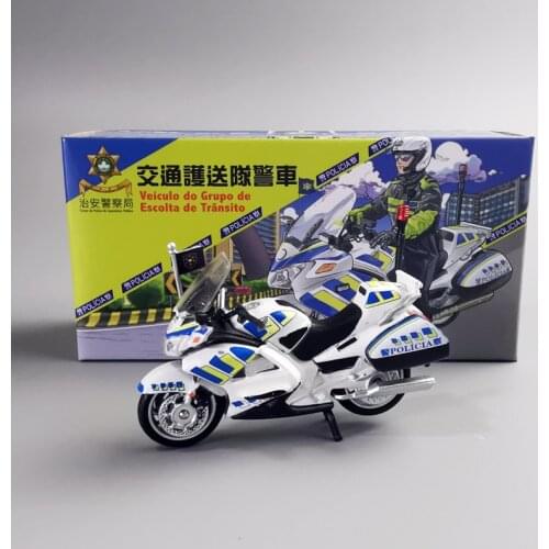 1/43 Macau Police Department Traffic Escort Team Police Car Motorcycle Motorcycle Alloy Model Toy Car Scene Simulation Display