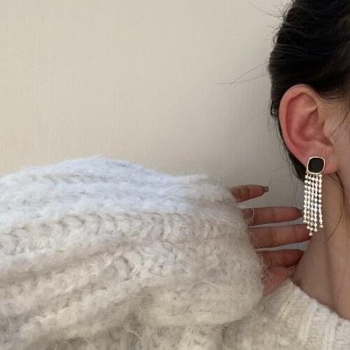 2021 New Korean Vintage Elegant Long Zircon Tassel Asymmetrical Black Drip Drop Earrings for Woman Girls Aesthetic Party Jewelry