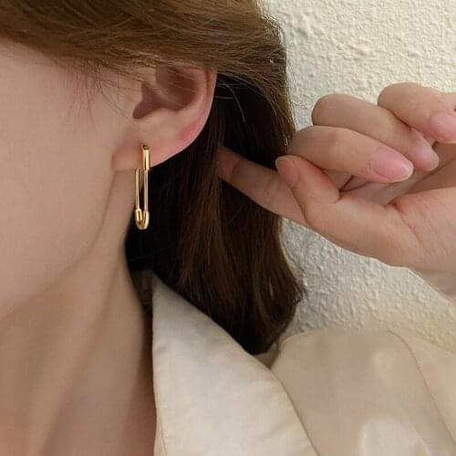 The Latest Version Of Geometric Metal Stud Earrings Simple Paper Clip Piercing Earrings For Women Girls Party Jewelry 2021