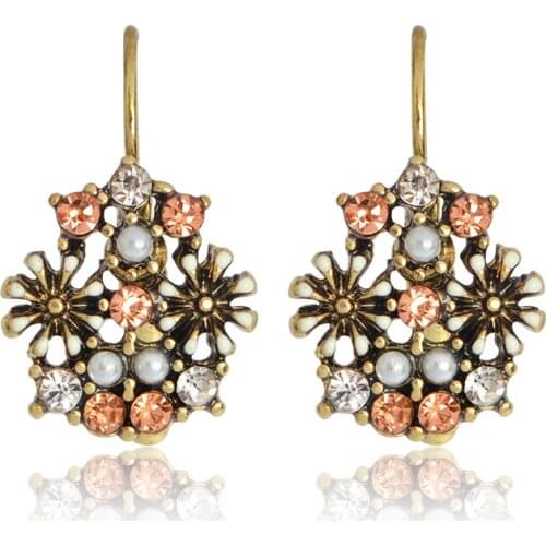 Fashion Geometry Flower Hoop Earrings Pink White Crystal Rhinestones Pearl Earrings For Women Girl Modern Ear Jewelry Gift