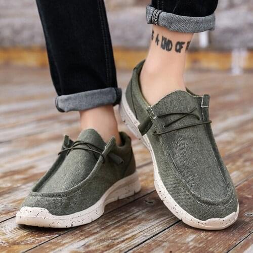 Men Casual Shoes Canvas Loafers Sneakers New Fashion Handmade Retro Leisure Loafers Shoes Zapatos Casuales Hombres Men Shoes