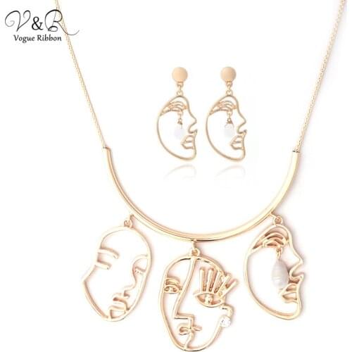 Vogue Ribbon Original Design New Arrival Necklace Sets For Women Gold Face Earrings and Necklace With Pearl Jewelry Set Series