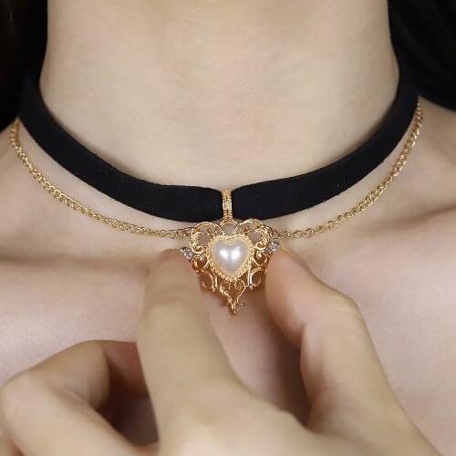 New Fashion Retro Girl Choker Golden Peach Heart Velvet Chain Pendant Necklace Clavicle Chain Collar Punk Gothic Necklace Sale