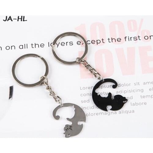 Cute Hug Cat Couple Keychains Paried Key Holder Pendant Lovers Trinket Keyring Gift high quality