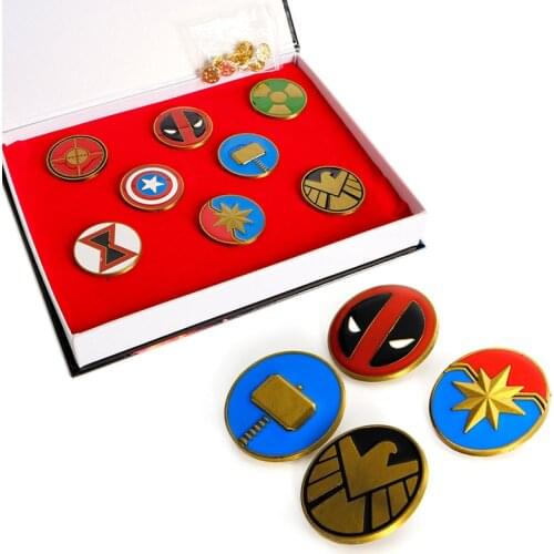New Super Hero Metal Pendant Sets Superhero Cosplay Keychain SHIELD Badge Fashion Necklace Bag Pendant Jewelry Gifts with Box