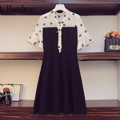 Plus size dress Retro Black Dress 2021 Summer Love Pattern Pintted V-neck Flare sleeve Temperament Lady Dress With Pearl Brooch
