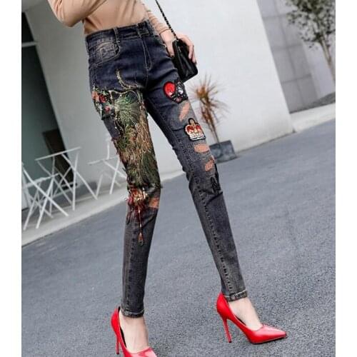 Womens Korean Fashion Peacock embroidery Slim Jeans Female Sexy sequins paillette Jeans Plus Size Pencil Pants TB636