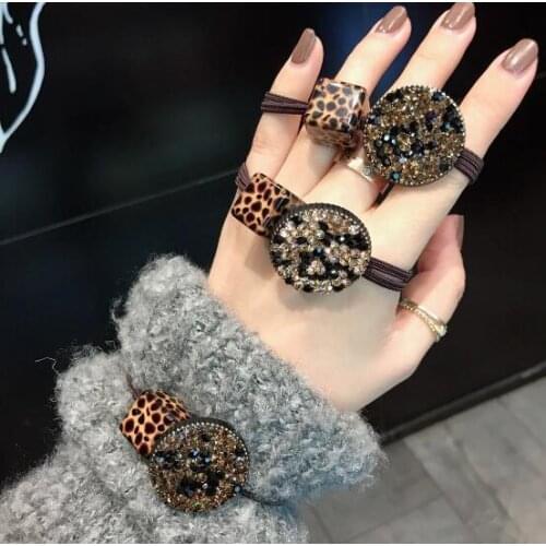 Party Favors Explosive models beaded leopard knot knotted hair rope high elastic rubber band ball head rope pearl hair ring