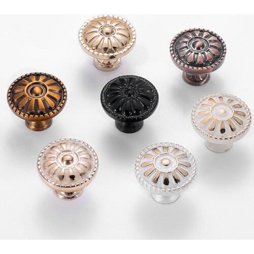 Retro Bronze Antique Handle Kitchen Cabinet Knobs Cupboard Door Zinc Alloy Handles Wardrobe Furniture Vintage Handle Drawer Pull