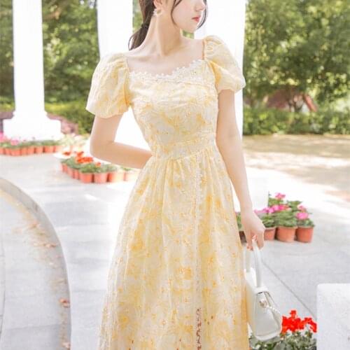 Summer Square Neck Puff Sleeve Retro Elegant Dress Vestidos Daisy Embroidered Sweet Chic Fashion Party Dresses