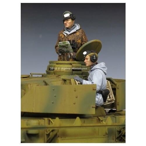1/35 Panzer Crew, Winter Set with 4 different heads, resin kit soldiers GK, Military theme of WWII Uncoated No colour