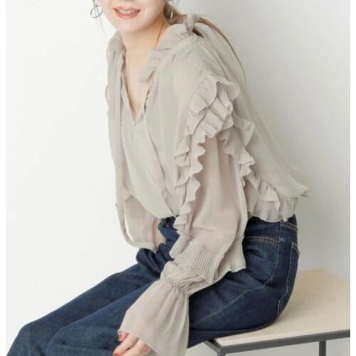 Chic Pleated Ruffles Patchwork Solid Blouse Elegant V-neck Belt Flare Sleeve Loose Shirts Japan Style Ol Woman Tops Loose Blusas