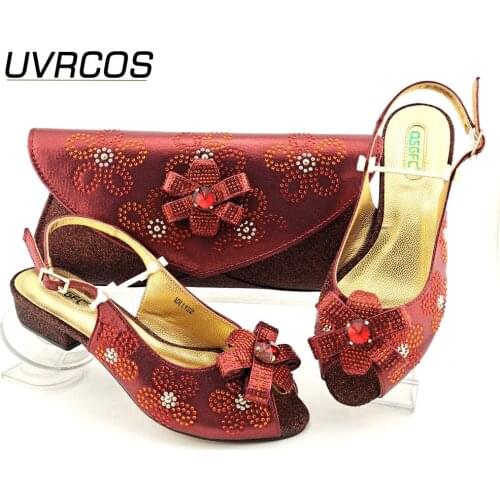 Nigerian 2021 Summer New Arrival Italian Design Hot Selling Flower-Shaped Narrow Band Style In Wine Color Women Shoes and Bags