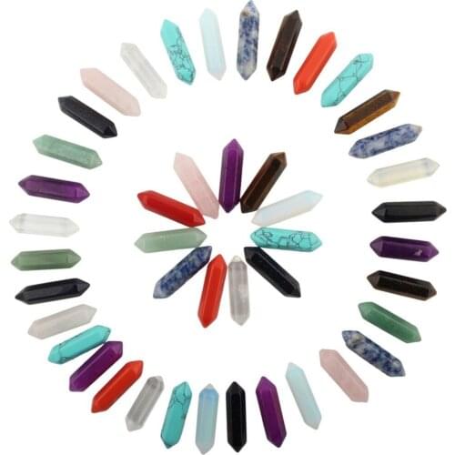 Mutilcolor 10pcs Shape Healing Pointed Chakra Beads Quartz Crystal Stone Beads Randow Color for Pendant Necklace