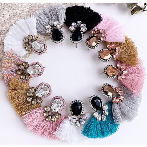 Crystal Short Female Tassel Earrings Kroea Vintage White Pink Black Big Flower Drop Dangle Earrings For Women Christmas Gift
