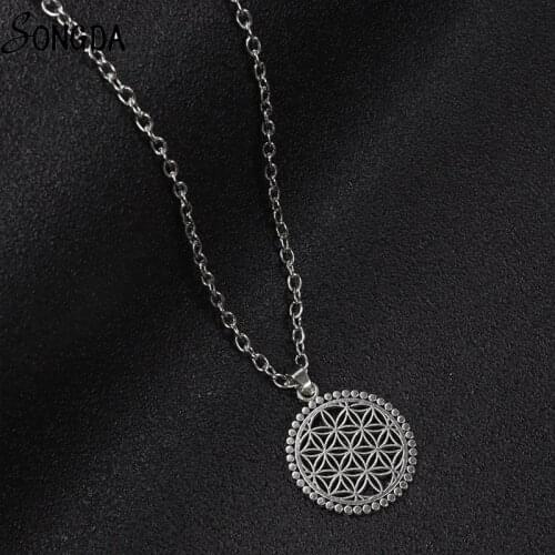 Round Hollow Flower of Life Necklace Steampunk Pendant Necklace Chain Vintage Unisex Streetwear Hip Hop Gothic Jewelry Gifts