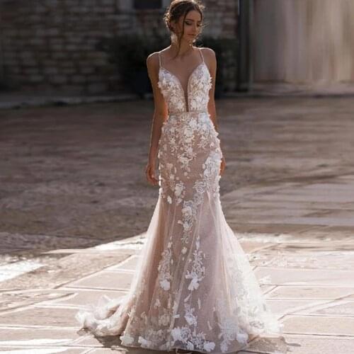 Backless Wedding Dresses Mermaid Spaghetti Straps Tulle Appliques Dubai Arabic Wedding Gown Bridal Dress Vestido De Noiva