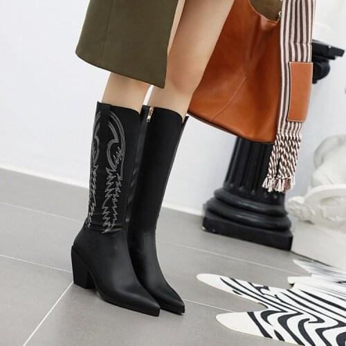Big Size 9 10 11-16 boots women woman winter boots women women shoes botas Embroidered decorative side zipper tip thick heel