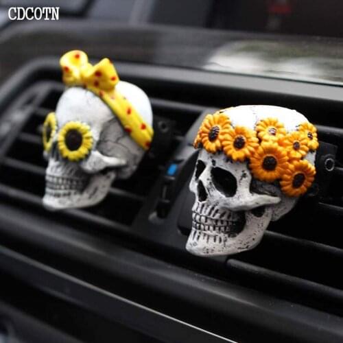 New Auto Interior Decoration Accessories Car Perfume Air Freshener Flower Skull Car Air Conditioning Air Outlet Fragrance Clip