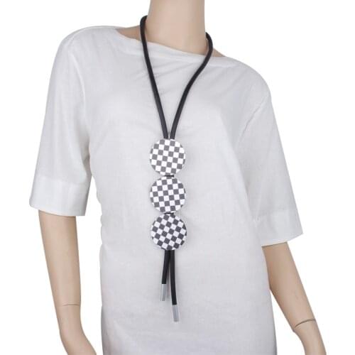 YD&YDBZ Big Checkerboard Round Pendant Necklaces For Women Hyperbole Black Rubber Rope Chain Necklace Fashion Design Jewelry