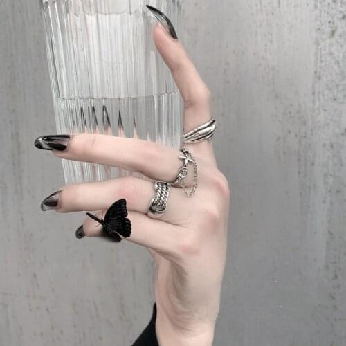 HZ Hip Pop Punk Vintage Metal Cross Chain Multi-layer Twisted Rings Design Finger Rings for Women Men Couple Party