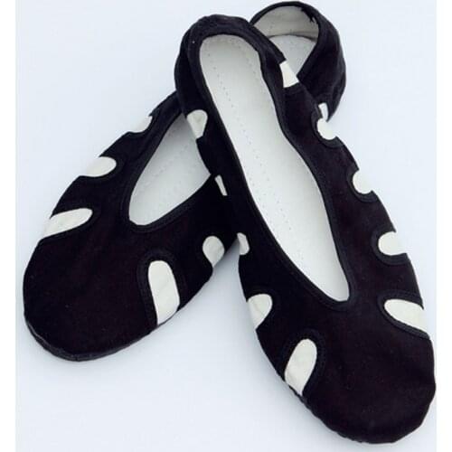 Kung Fu Shoes Bruce Lee Martial Arts Wushu Shoe Non-Slip Sneaker For Men Women Tai Chi Martial Art Training Fitness Sports