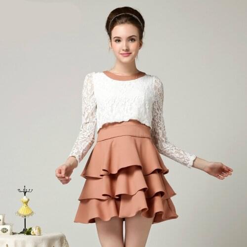 Contrast Casual Spring Dress 2020 Long Sleeve Lace Patchwork Mini Ruffle Dress Women Streetwear Black Dress Women Elegant Robe