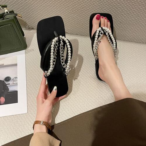 Ladies Fashion Slippers 2021 Summers Chain Womens Square Toe Sandals String Bead Women Clip Toe Shoes Flat Female Footwear New