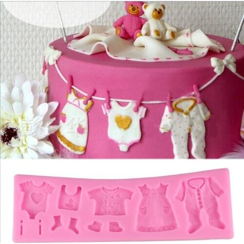Hot Selling Pop 3D Baby Clothes Shower DIY Silicone Mould Fondant Kitchen Cake Decorating Mold for Chocolate Baking Tools