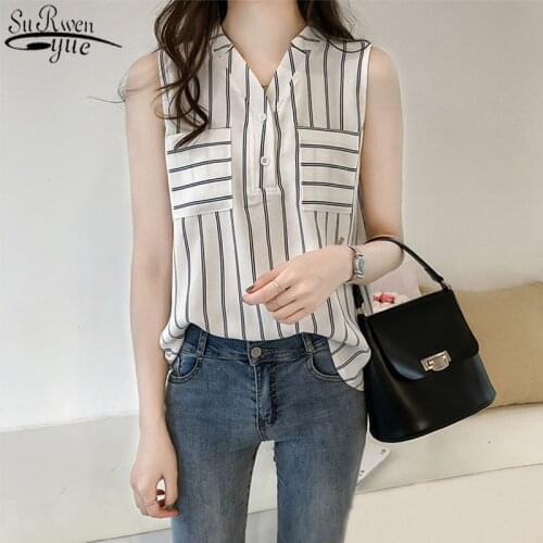 Women fashion sleeveless chiffon blouse female summer new big code loose size outside wearing pattern striped shirt top 3705 50