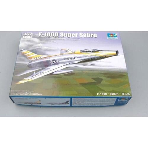 Trumpeter 1/72 01649 F-100D Super Sabre