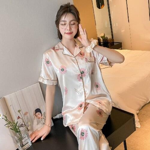 2021 New Ice Silk Imitation Silk Pajamas Womens Summer Short Sleeve Pants Nightwear Printed Cardigan Lapel Home Wear Sleepwear