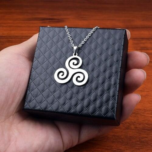 Fashion Teen Wolf Pendants & Necklaces for Women Stainless Steel Triskele Triskelion Allison Argent Necklaces Men Jewelry Gift