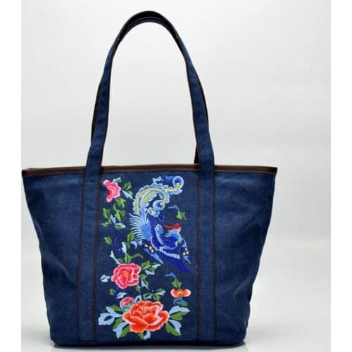 The new national wind female BaoChun canvas color embroidery embroidered big bag leisure large-capacity single shoulder bag