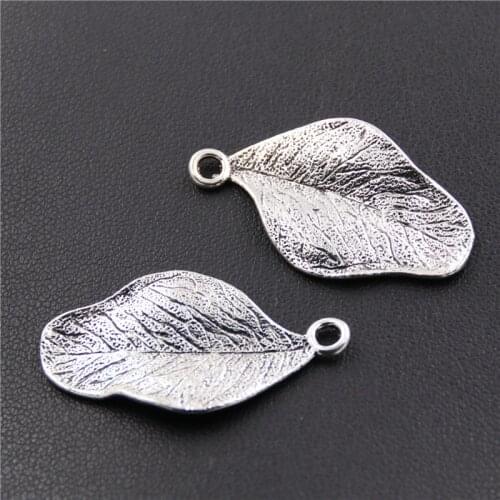 20PCS Metal Charms Silver Color Color Leaf Pendants Jewelry Findings And Components Fit Necklaces And Bracelets Making A2358