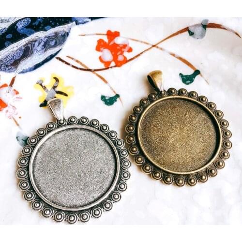 5pcs/lot 30mm Necklace Pendant Setting Antique Bronze Silver Glass Cabochon Blank Base Supplies for Jewelry Finding T121