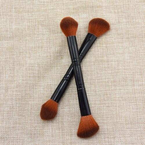 Makeup Brush Single Double-headed Makeup Brush Blush Brush Highlighting Brush Gentle Not Easily Stick Cheeks Makeup Wholesale