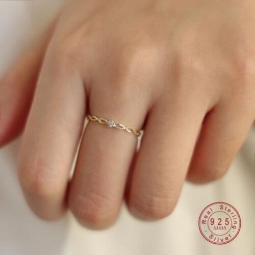 925 Sterling Silver Japanese Exquisite Hollow Twist Zircon Round Ring Women Noble Elegant Wedding Jewelry