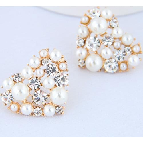 2020 New Arrival Pearl Simulated-pearl Classic Heart Women Crystal Earrings Gold Color Metal Love Pearl Earrings Female
