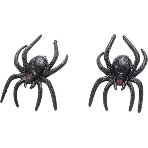 Punk Spider Stud Earrings Personality Resin Black Halloween Spiders Earrings Funny Horror Jewelry for Women Halloween Party Gift