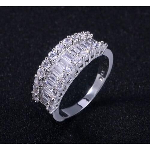 2020 Luxury Micro Pave Crystal Ring Engagement Silver Trapezoid Stone Rings For Women Finger Ring Wedding Band Jewelry anillos