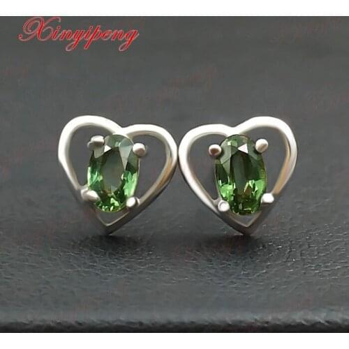 18 k white gold with 100% natural sapphire studs earrings Blue green color of fire Fine jewelry contracted