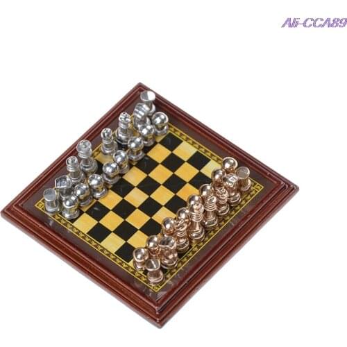 Classic Zinc Alloy Chess Pieces Wooden Chessboard Chess Game Set With King Outdoor Game High Quality Chess