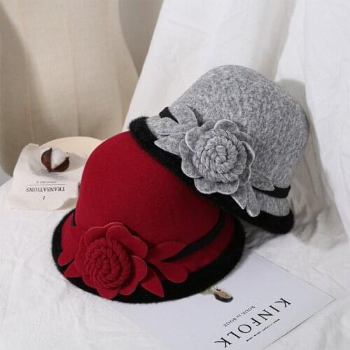 Han version of autumn and winter female tide wool cap big flower British fisherman cap reclaiming ancient ways recreational joke