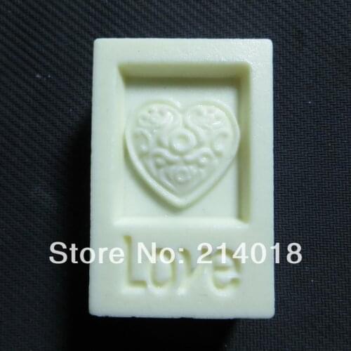 LOVE and heart Modelling soap mold fondant Cake decoration mold Handmade soap mold large number of wholesale No.:si374